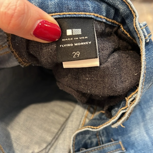 Flying Monkey by Buckle distressed skinny jeans size 29. - Picture 6 of 7